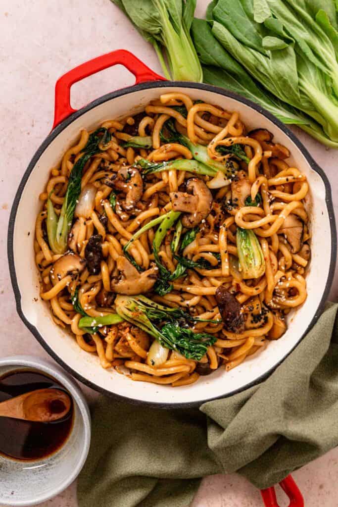 Yaki Udon Stir Fry with Shiitake Mushrooms and Scallions