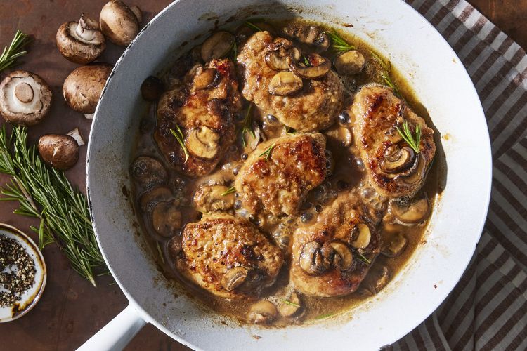Pan-Seared Pork Medallions with Kansas-Style Red Eye Gravy