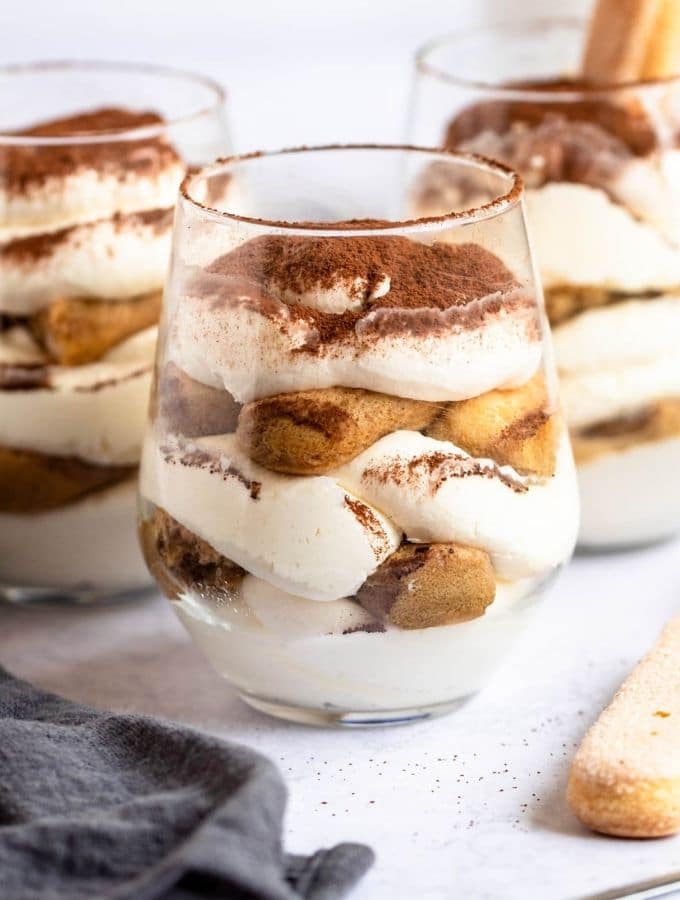 30-Minute Classic Tiramisu Cups