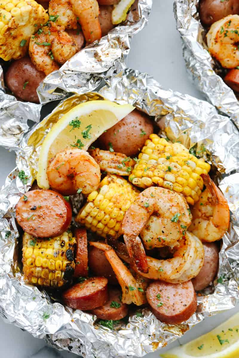Grilled Shrimp Foil Packets with Garlic and Herbs