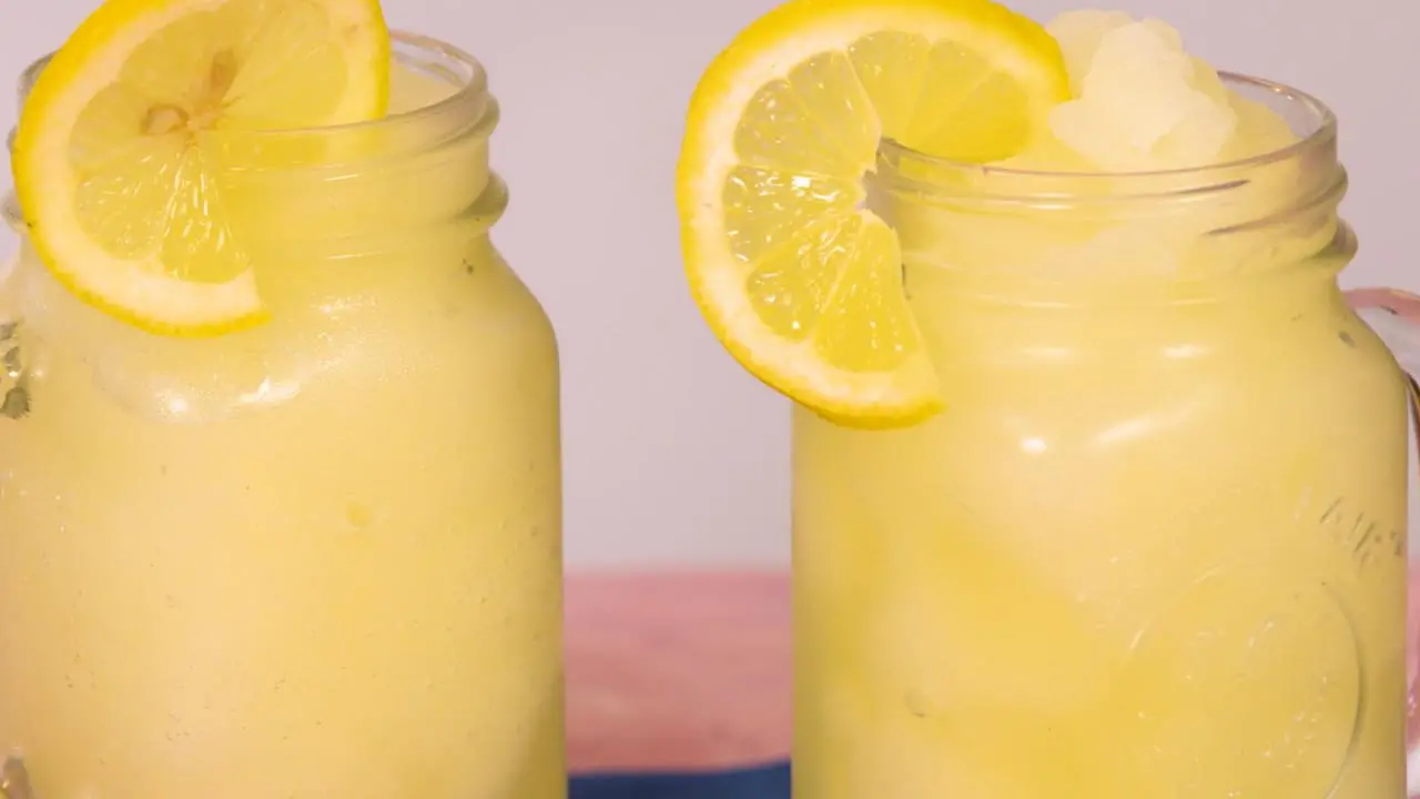 Frozen Arendelle Snowflake Lemonade