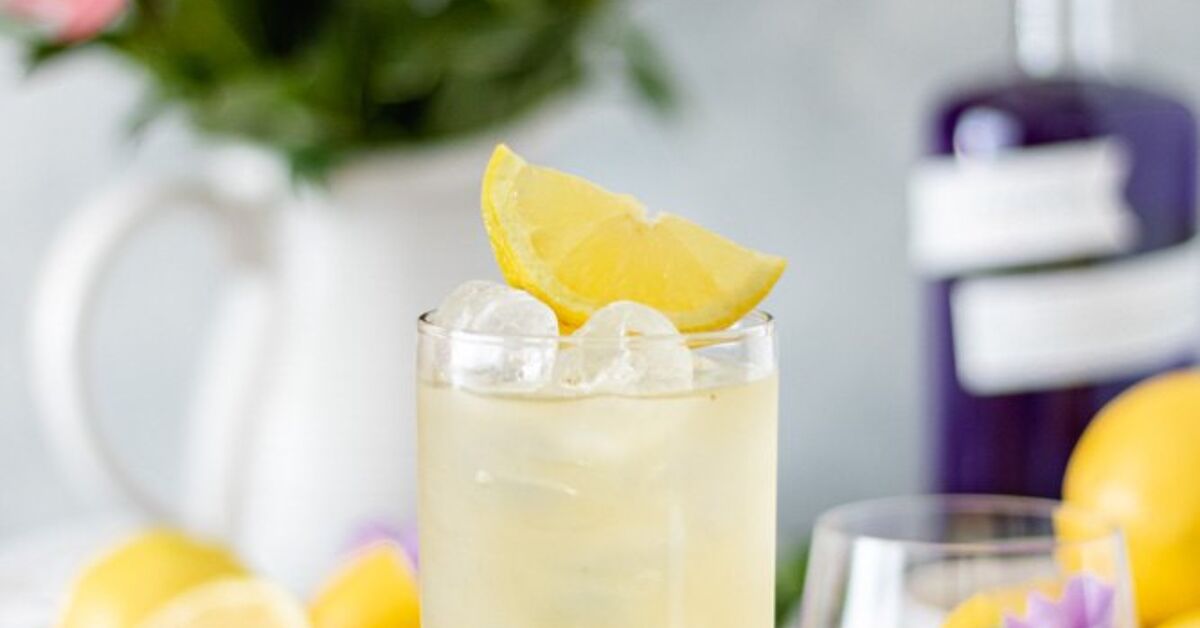 Herb-Muddled Gin Lemonade