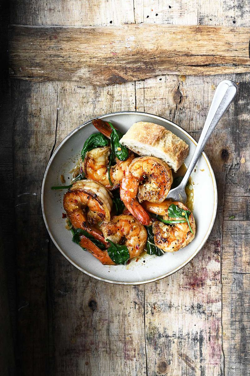 Sautéed Garlic Butter Shrimp with Spinach and Lemon