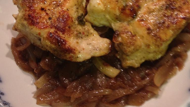 Martin's Guitars Spiced Chicken with Caramelized Onions