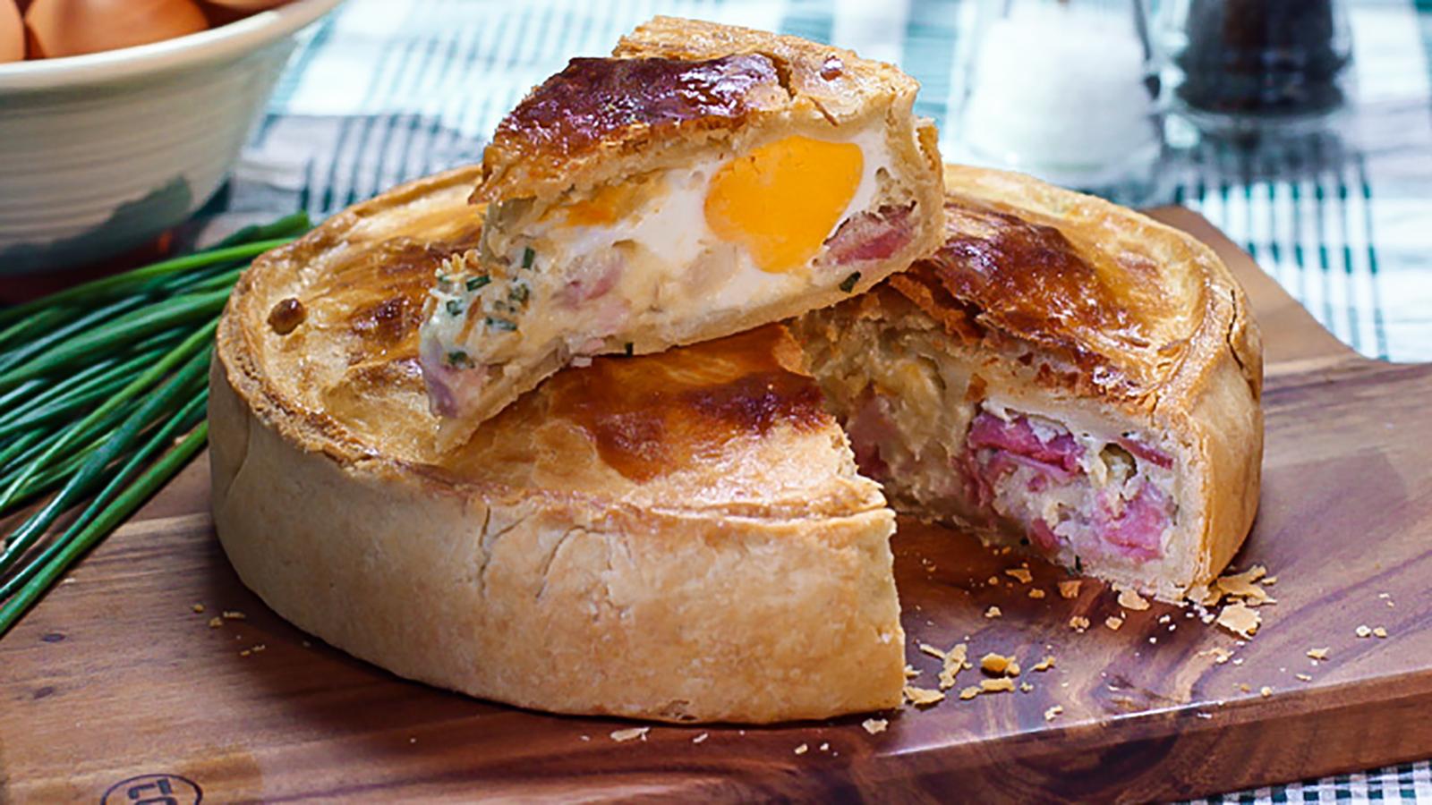 Classic Bacon and Egg Pie with Puff Pastry