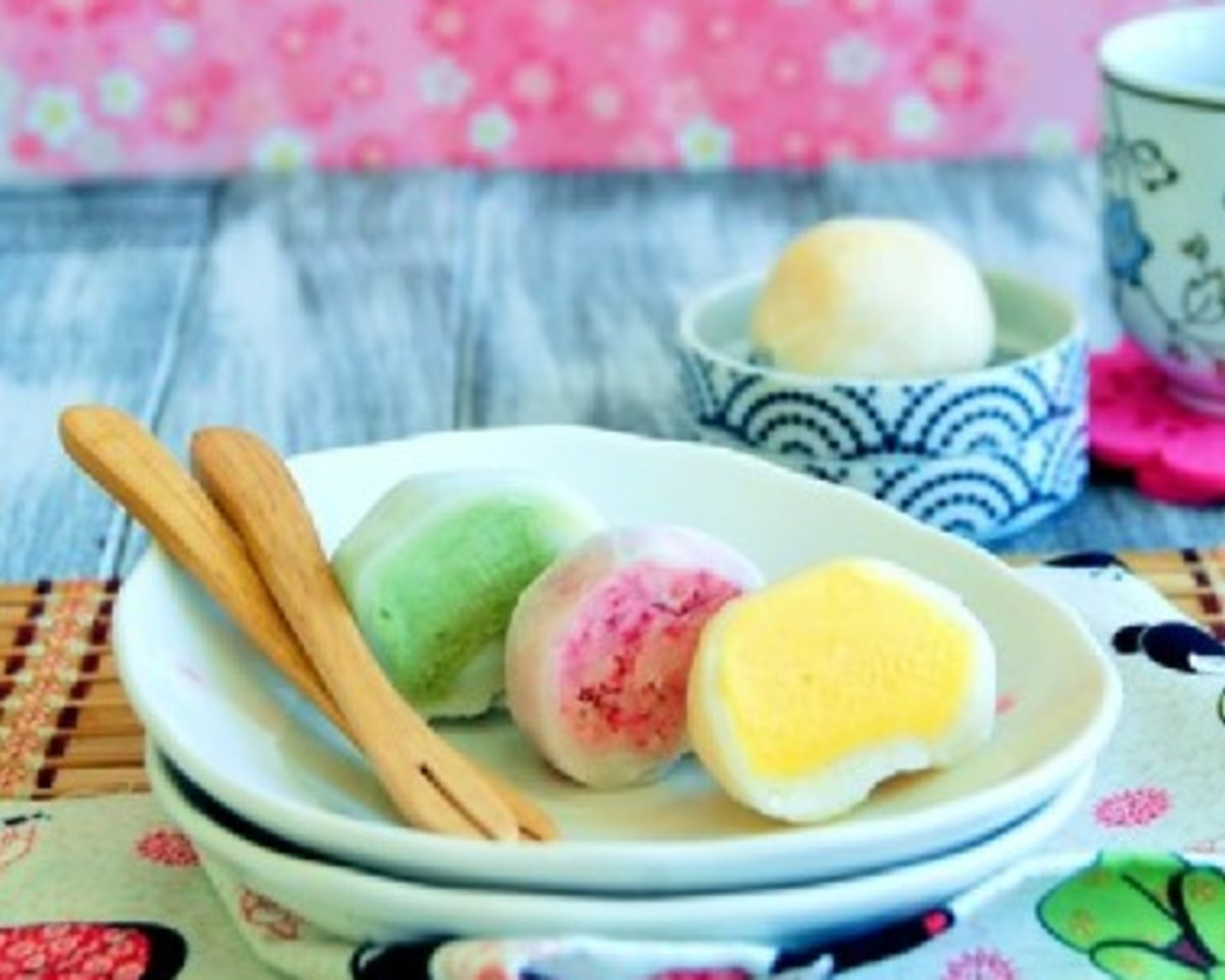 Tiki Tropic Mochi Ice Cream Cones