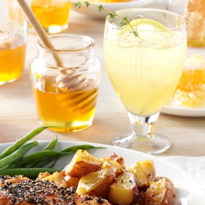 Shaken Bourbon Lemonade with Fresh Thyme
