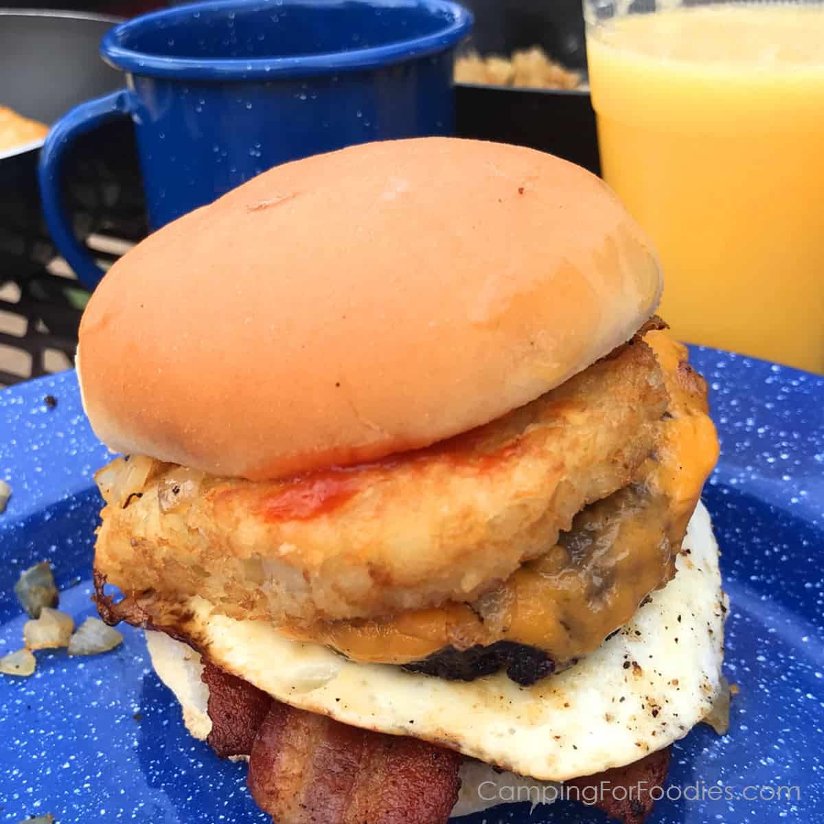 Sautéed Breakfast Burger with Creamy Soup Dip