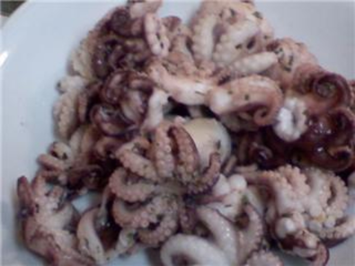 Skillet Sautéed Octopus with Garlic and Red Wine Vinegar