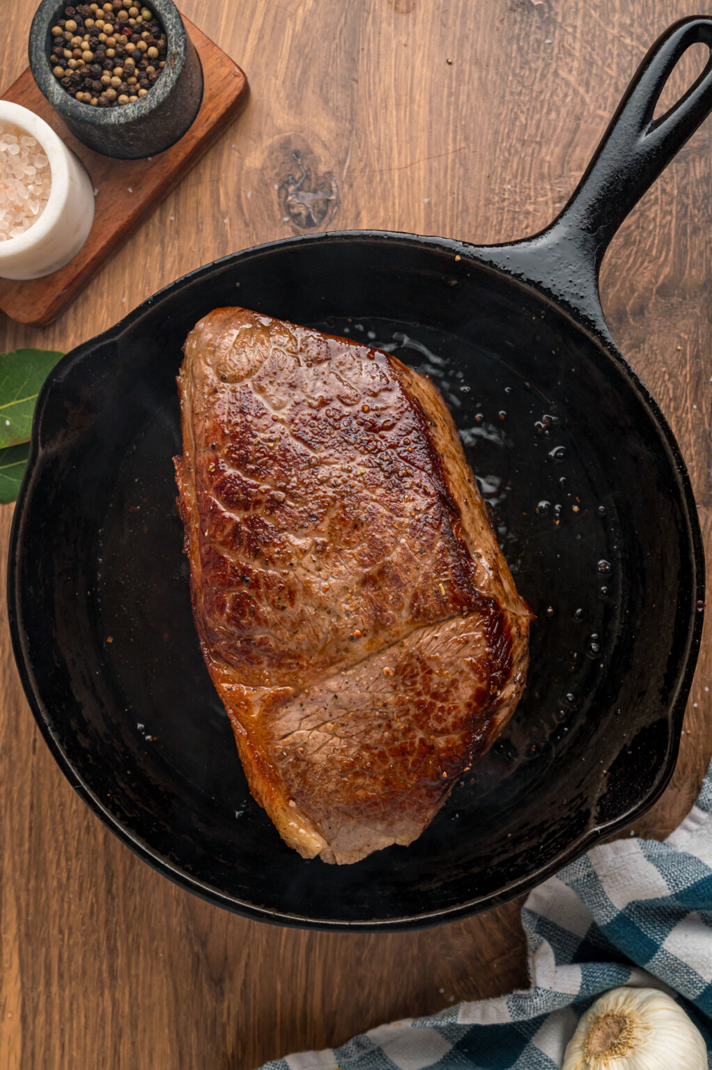 Slow-Roasted Kangaroo Rump with Wattleseed Rub and Beetroot Relish