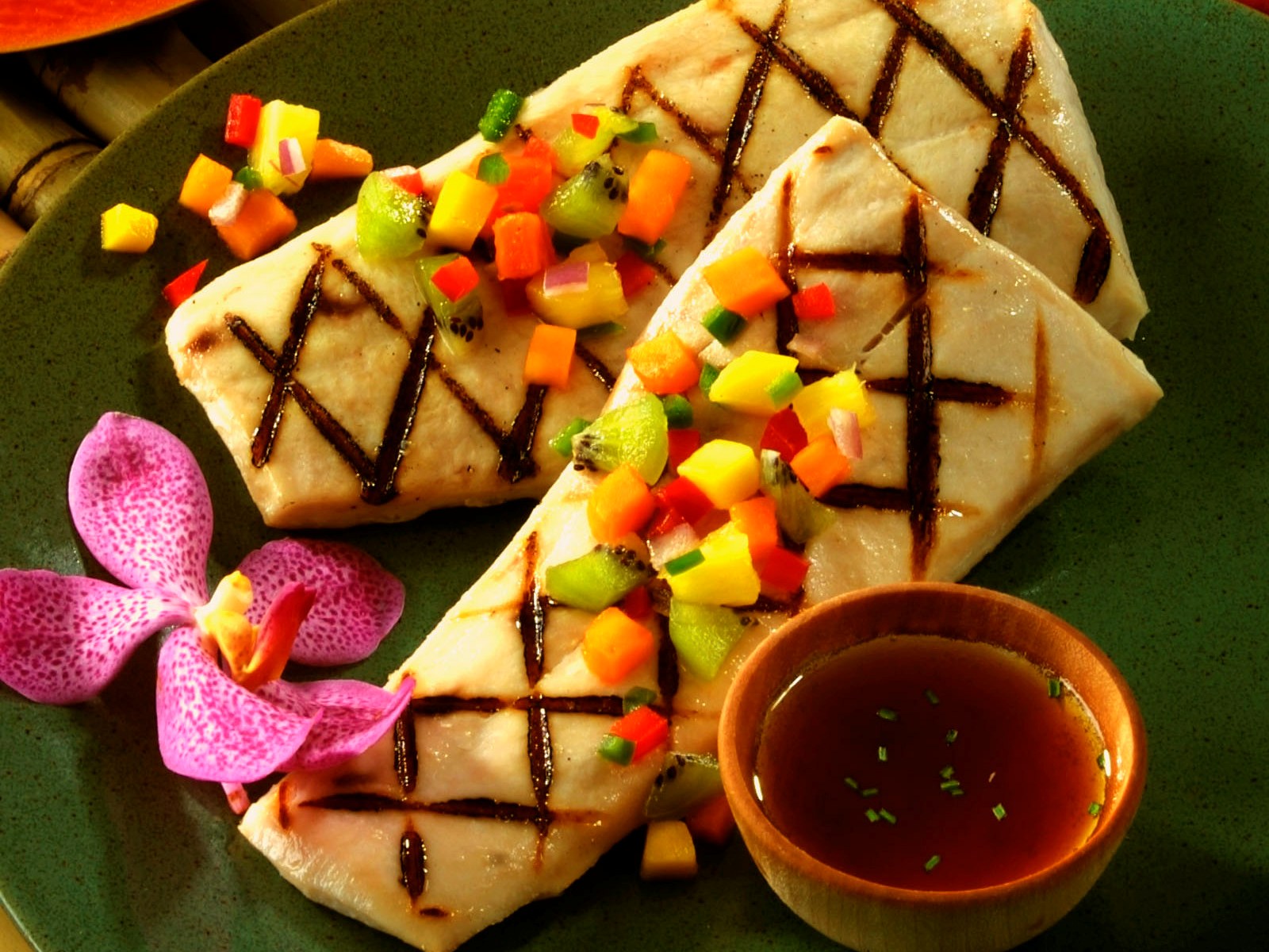 Seared Mahi-Mahi with Passion Fruit Salsa