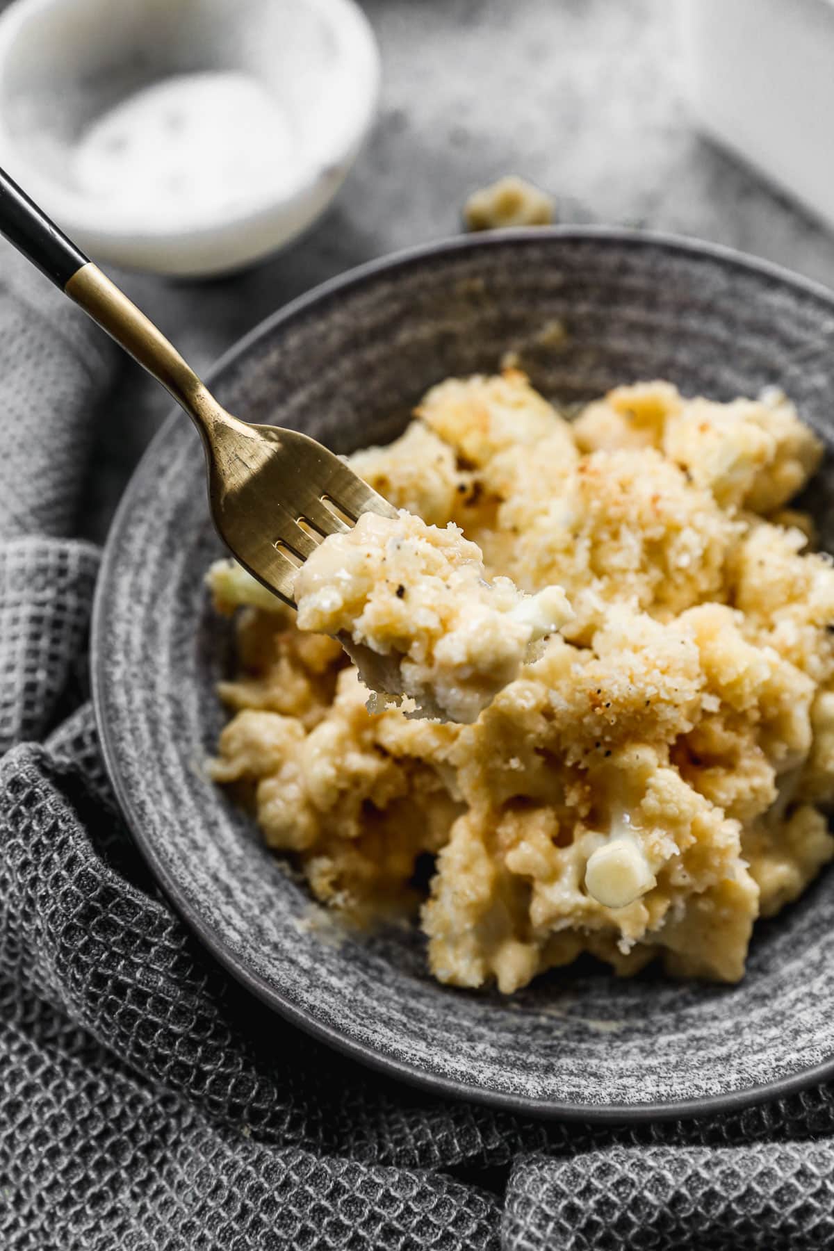 Stovetop Macaroni and Cheese with Cauliflower Puree