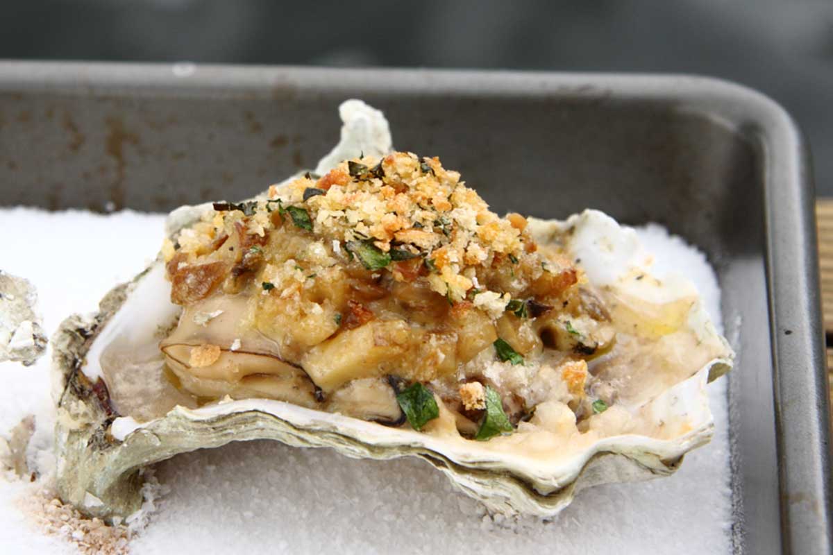 Bordeaux Baked Oysters with Leek & Gruyère