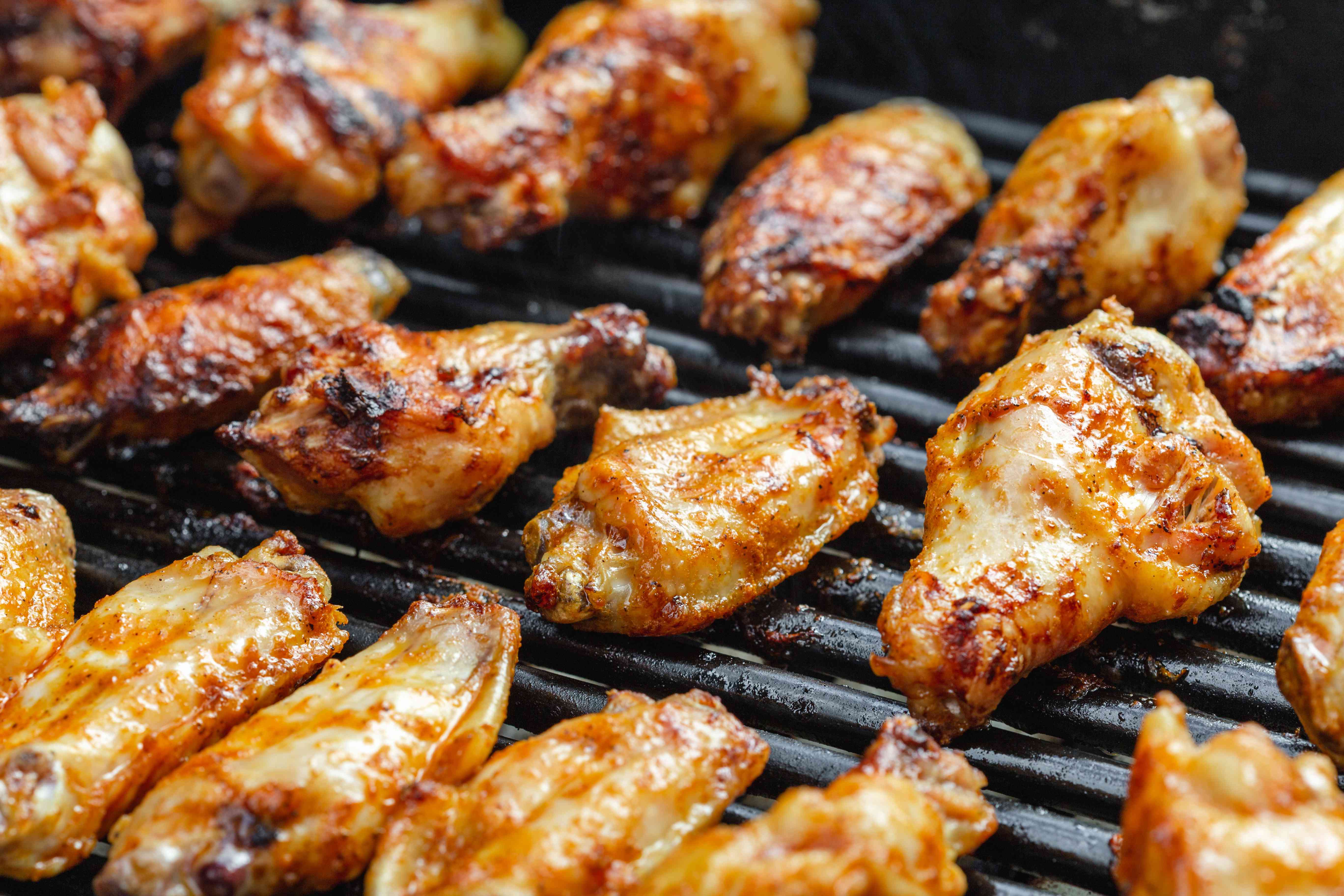 Southern-Style Barbecue Chicken Wings with Tangy Sauce