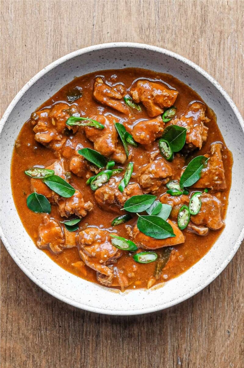 Slow-Simmered Sri Lankan Chicken Curry with Roasted Curry Leaves