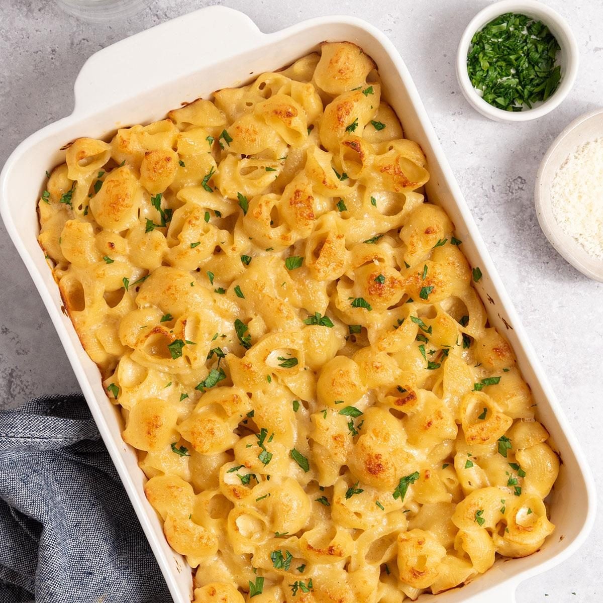 Jazz-Inspired Smoked Gouda Macaroni Bake