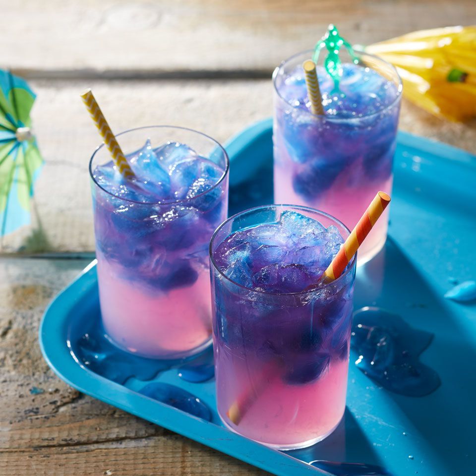 Frozen-Themed Icy Citrus Snowflake Mocktail