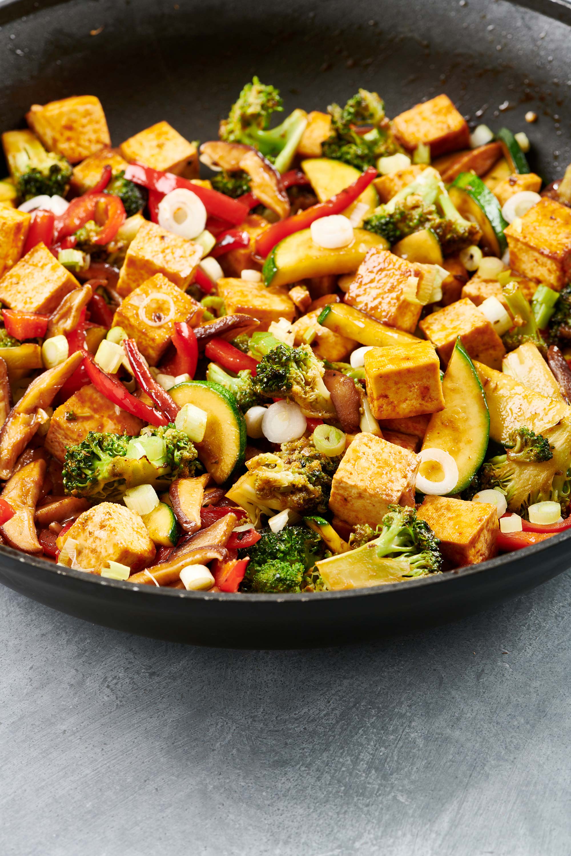 HOT VOD Spicy Stir-Fried Tofu with Crisp Vegetables