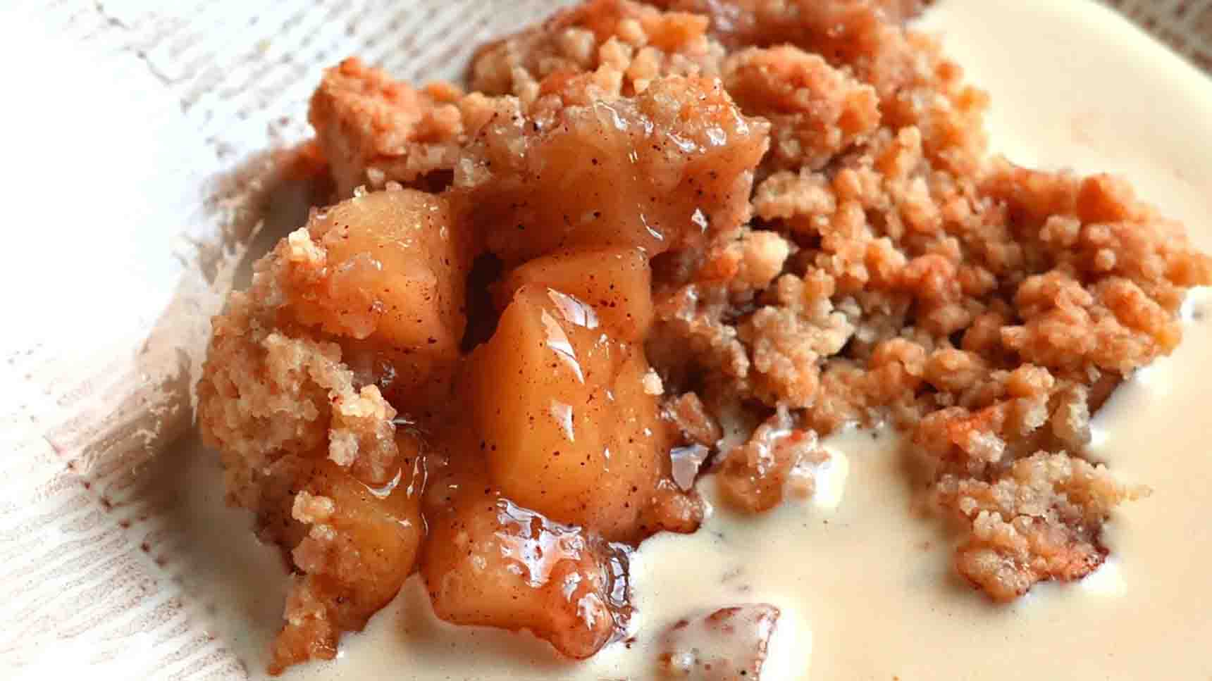 Vintage Martin's Authentic Apple Crumble