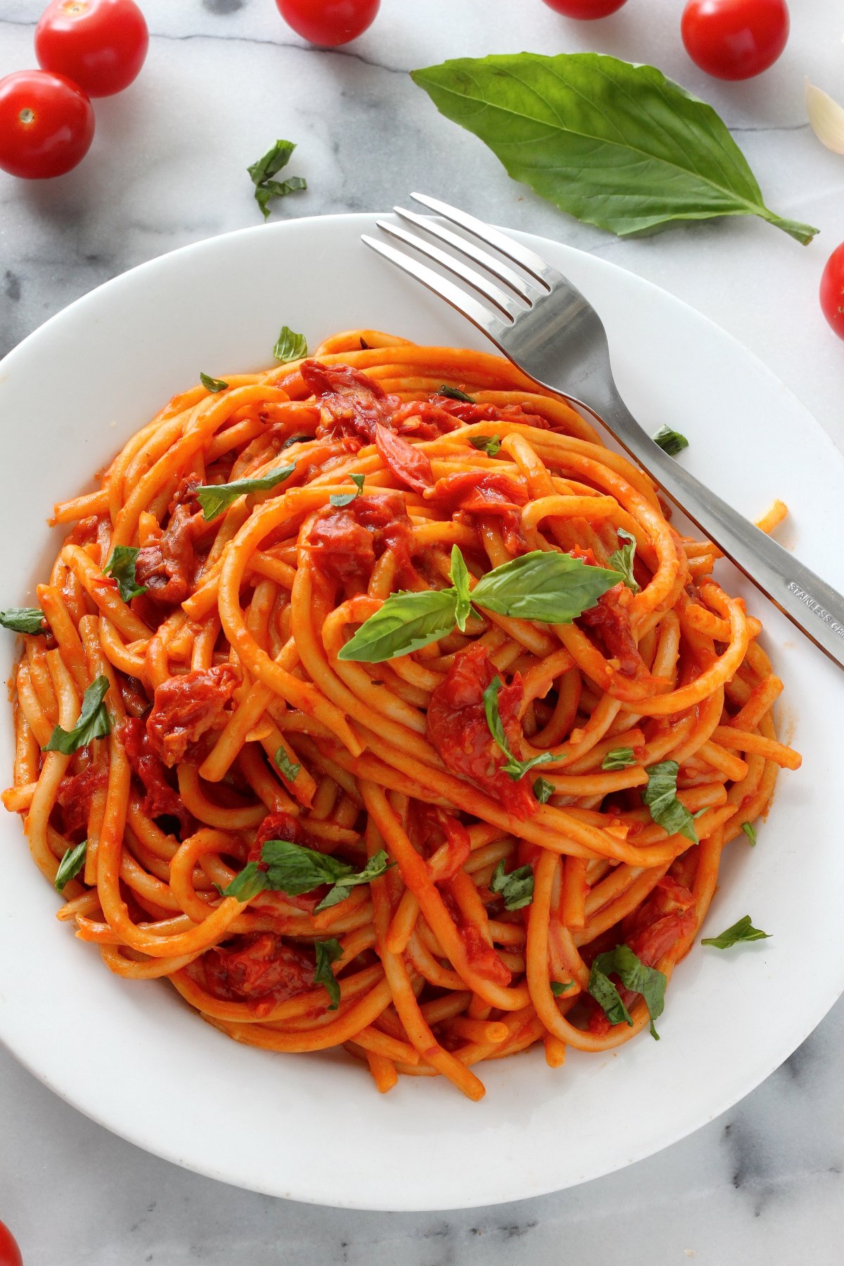 One-Pan Tomato Basil Pasta with White Beans