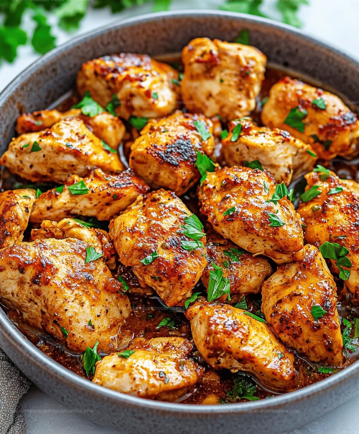 Sautéed Chicken with Caramelized Onions and Garlic