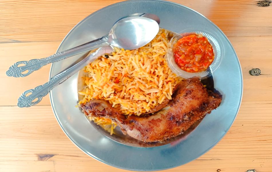 Nasi Kebuli with Crispy Fried Chicken