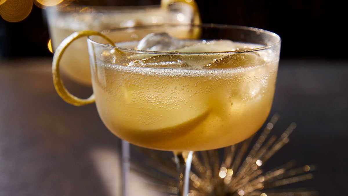 Island Ginger Rum Fizz