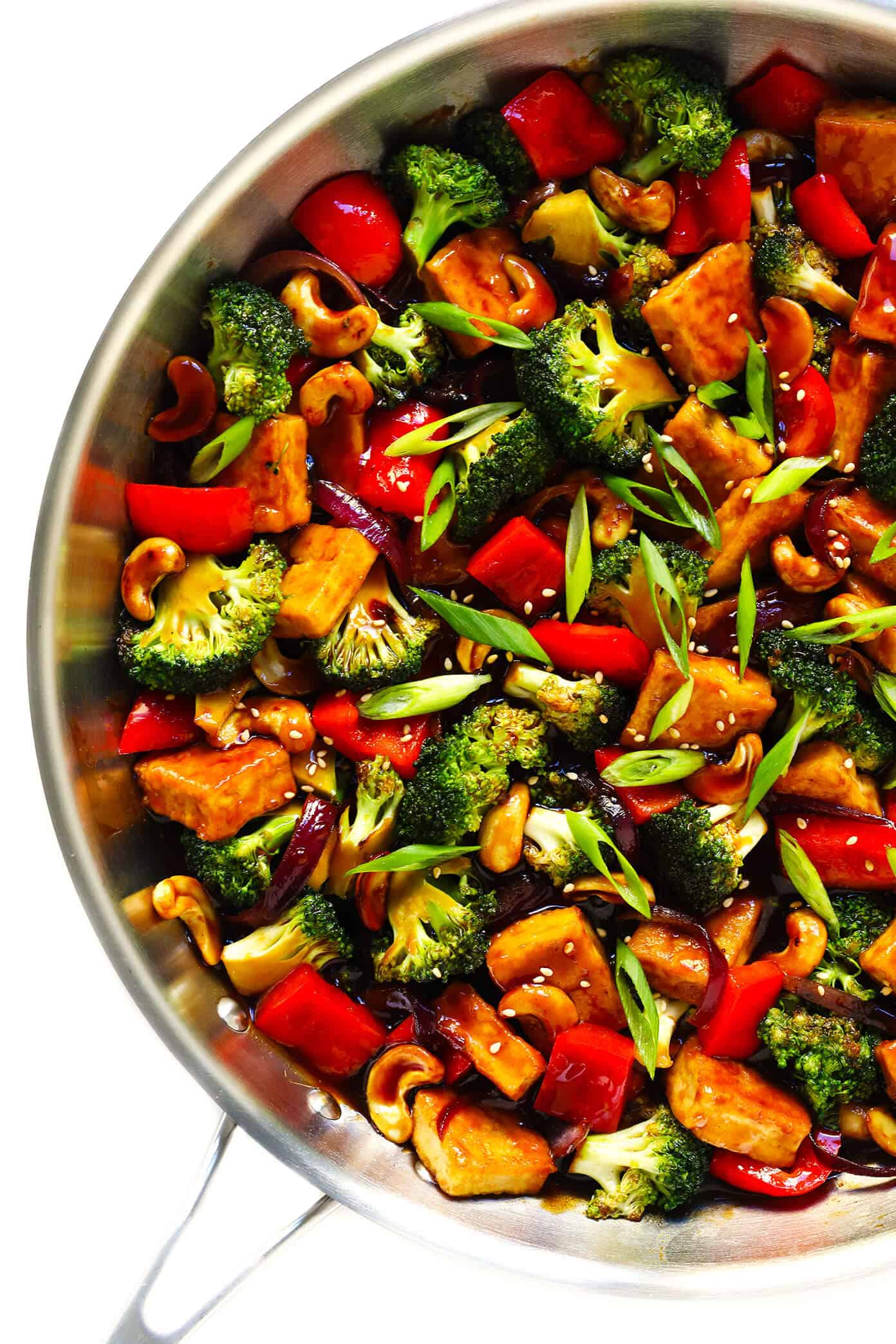 Stir-Fried Tofu with Broccoli and Cashew Nuts in Ginger Sauce