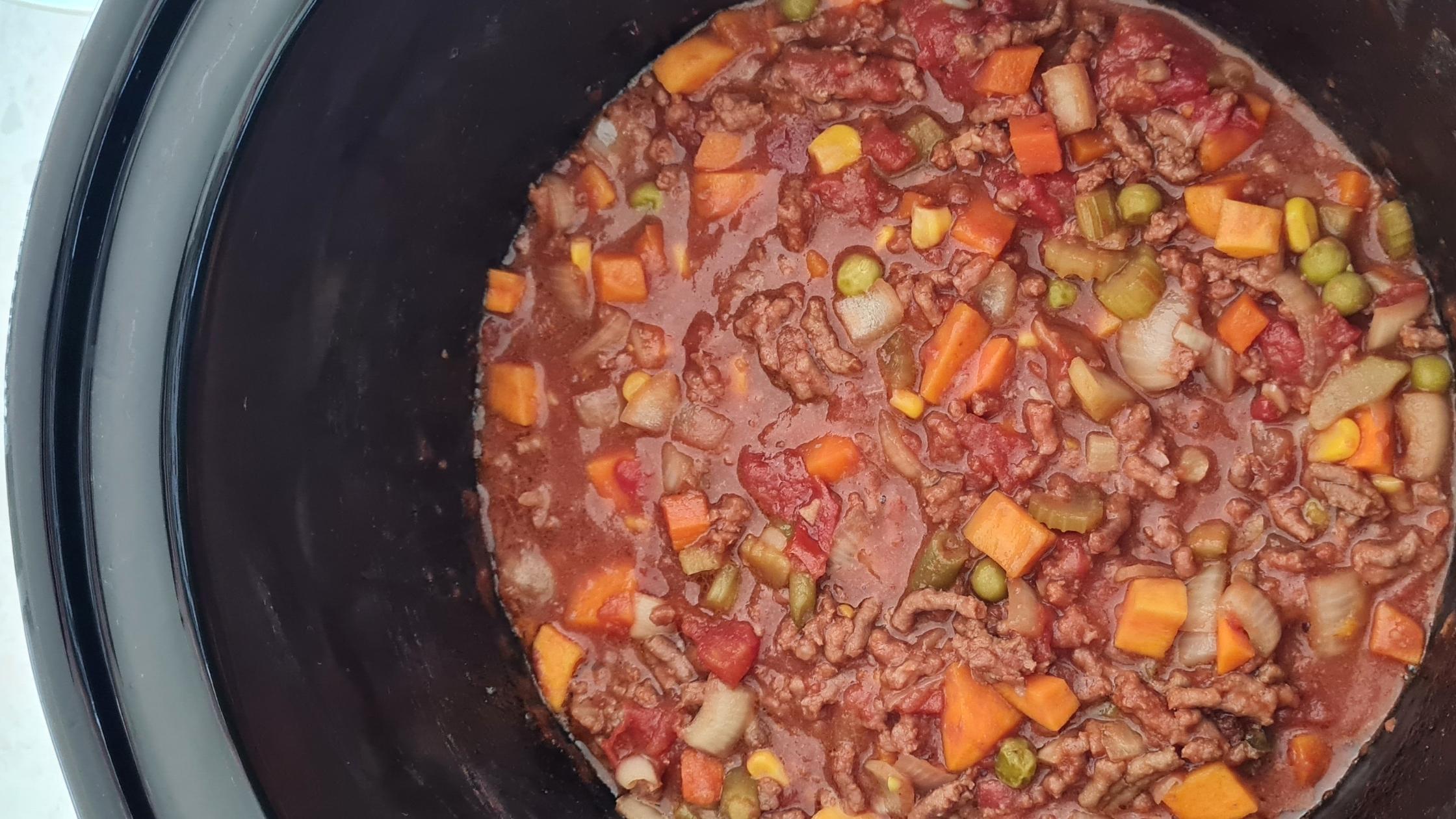 Slow Cooker Savoury Beef Mince with Root Vegetables