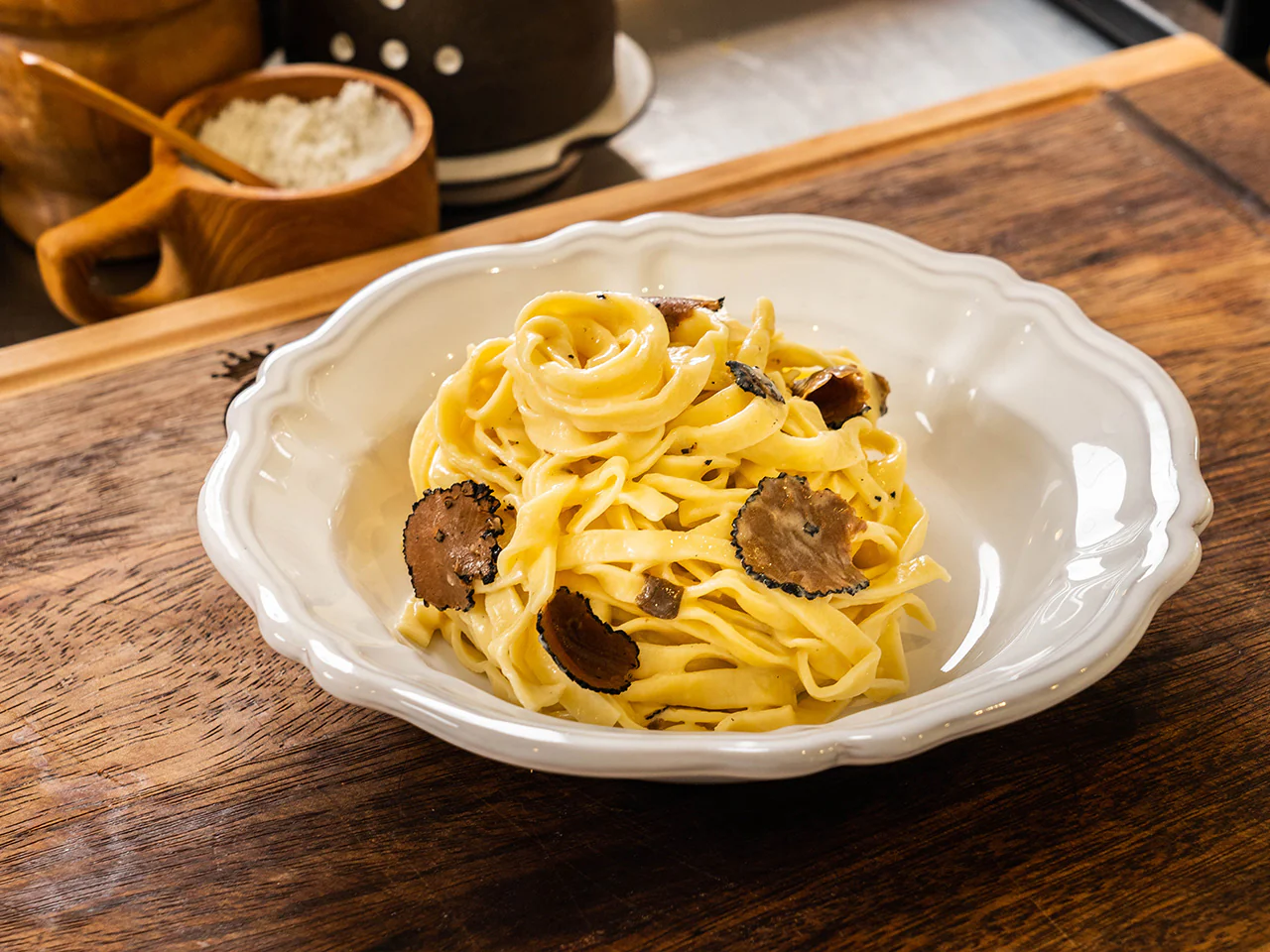 Authentic Handmade Tagliatelle with Truffle Cream