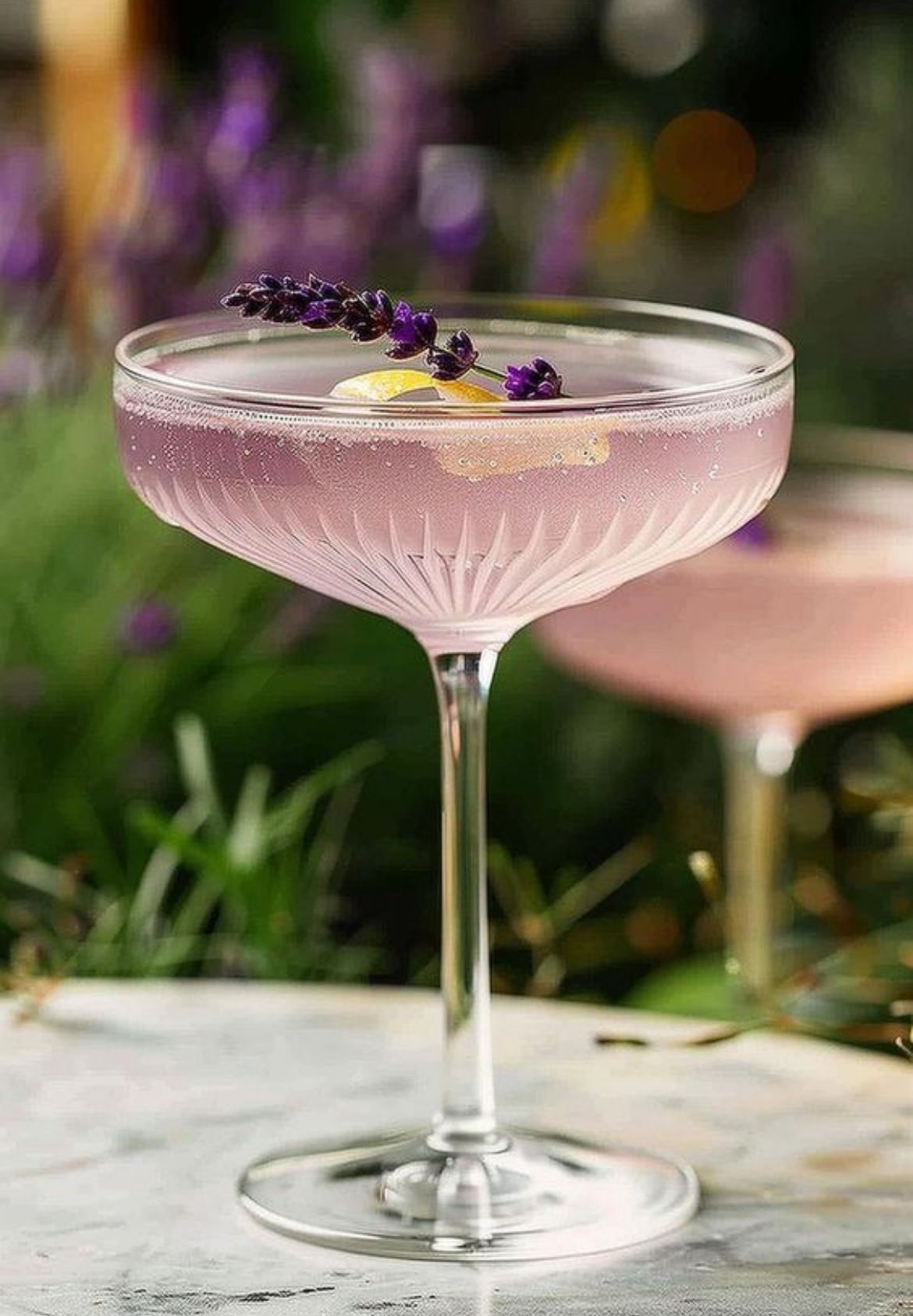 Stirred Gin and Vermouth Lavender Fizz