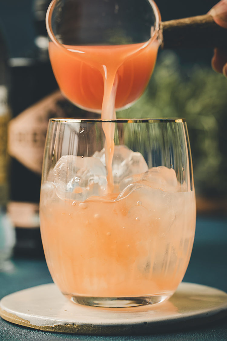 Stirred Gin and Grapefruit Vermouth