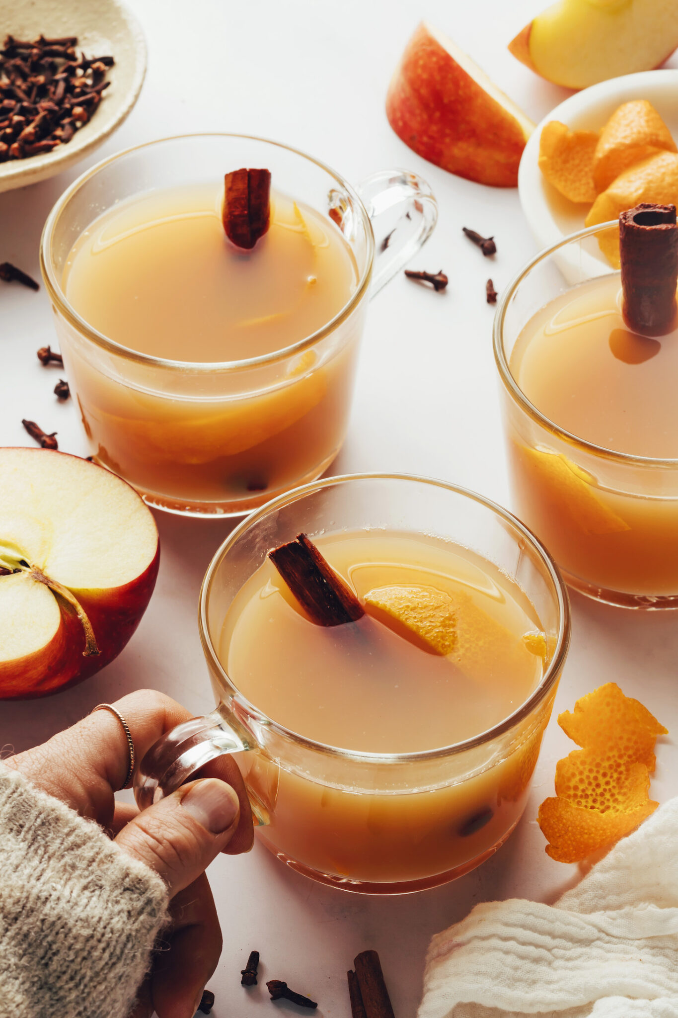 Snow-Dusted Spiced Apple Cider