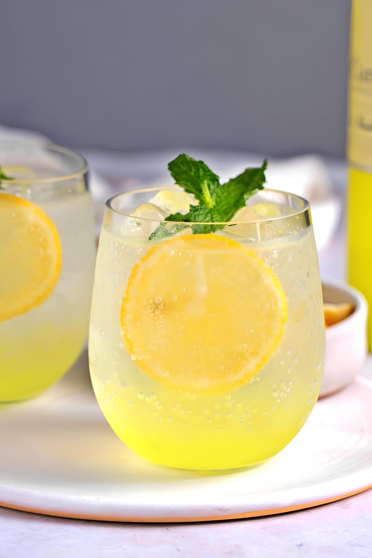 Limoncello Fizz Spritz with Fresh Mint