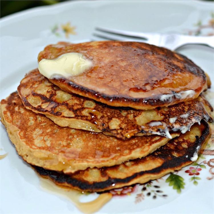 Browser-Inspired Sweet Spiced Apple Pancakes
