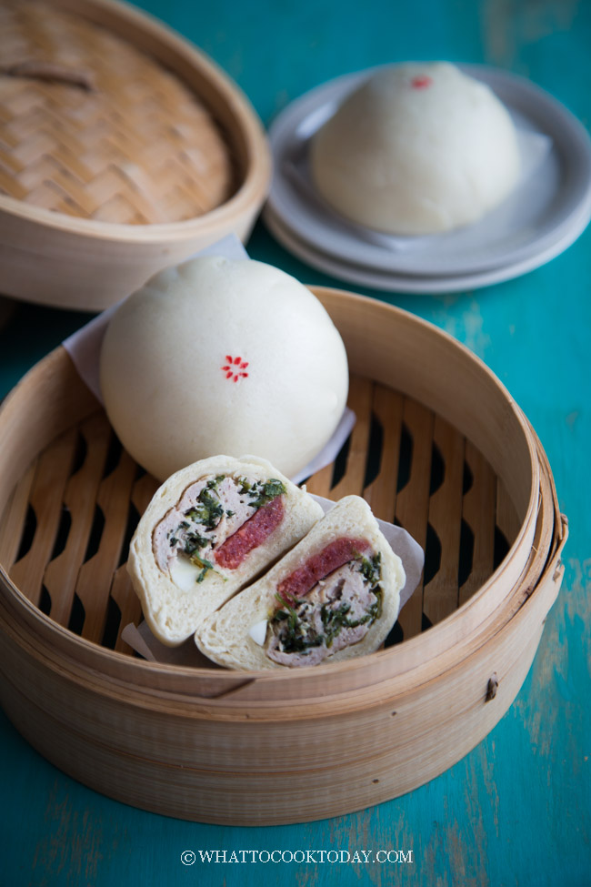 Steamed Banh Bao with Pork and Mushrooms