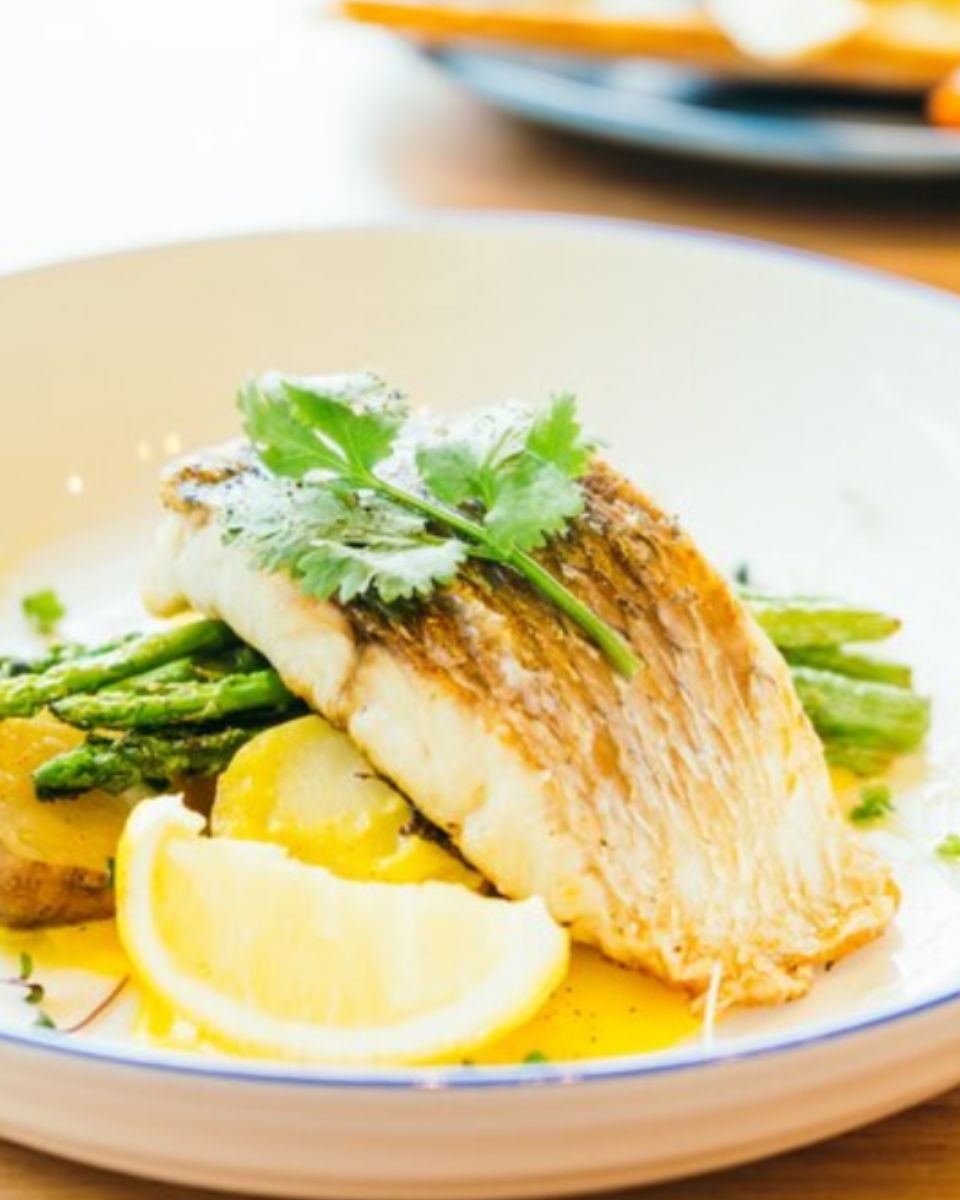 Pan-Seared Barramundi with Lemon and Dill Butter Sauce
