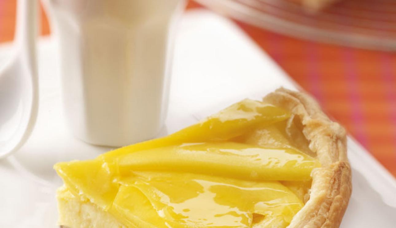 Pastelitos de Queso con Salsa de Mango