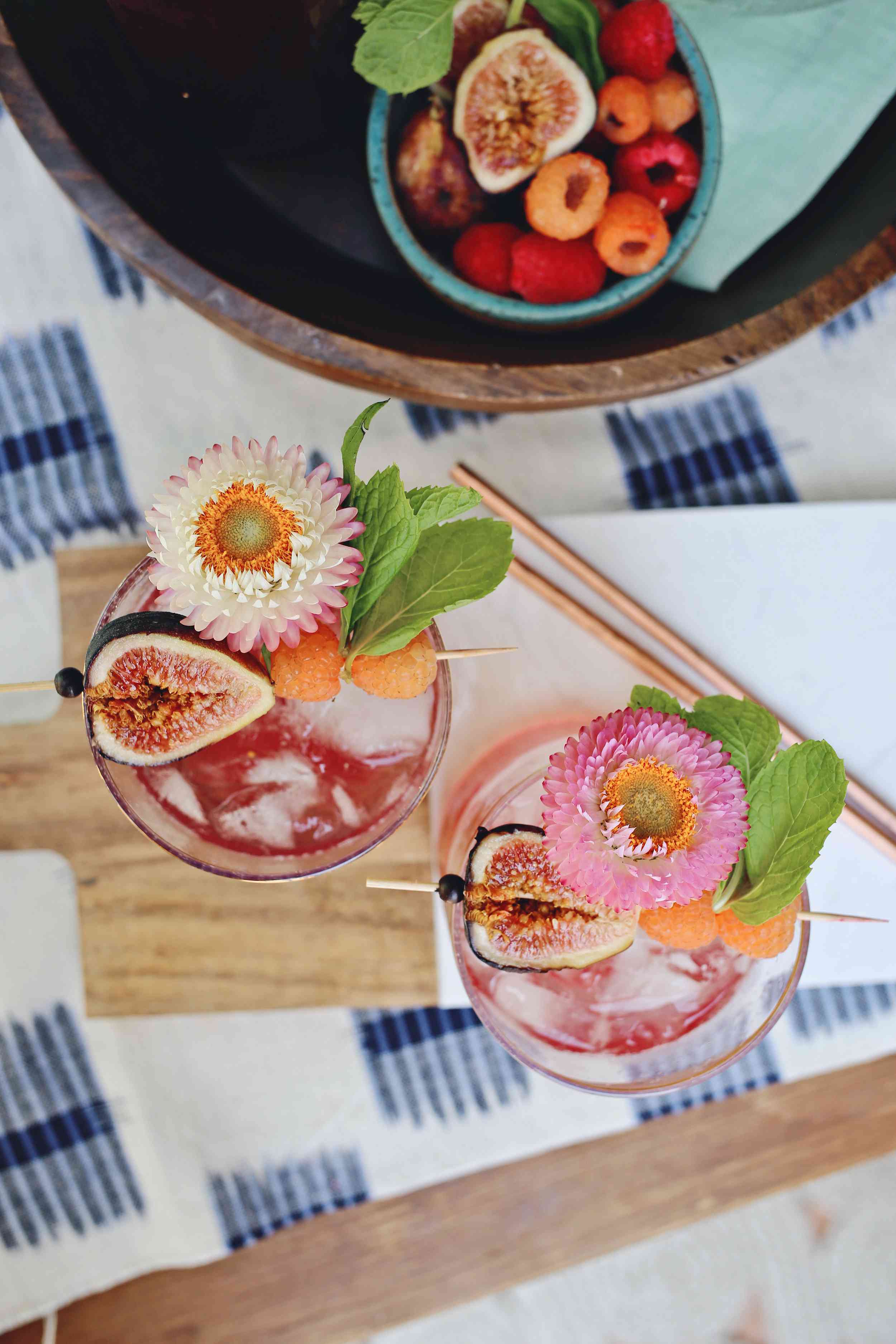 Fun & Botanical Garden Herbal Tea Cocktail