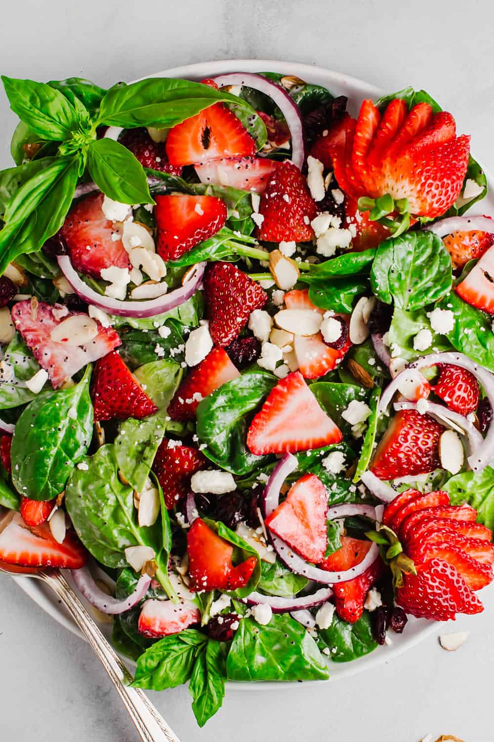 Strawberry and Almond Spinach Salad with Balsamic Vinaigrette