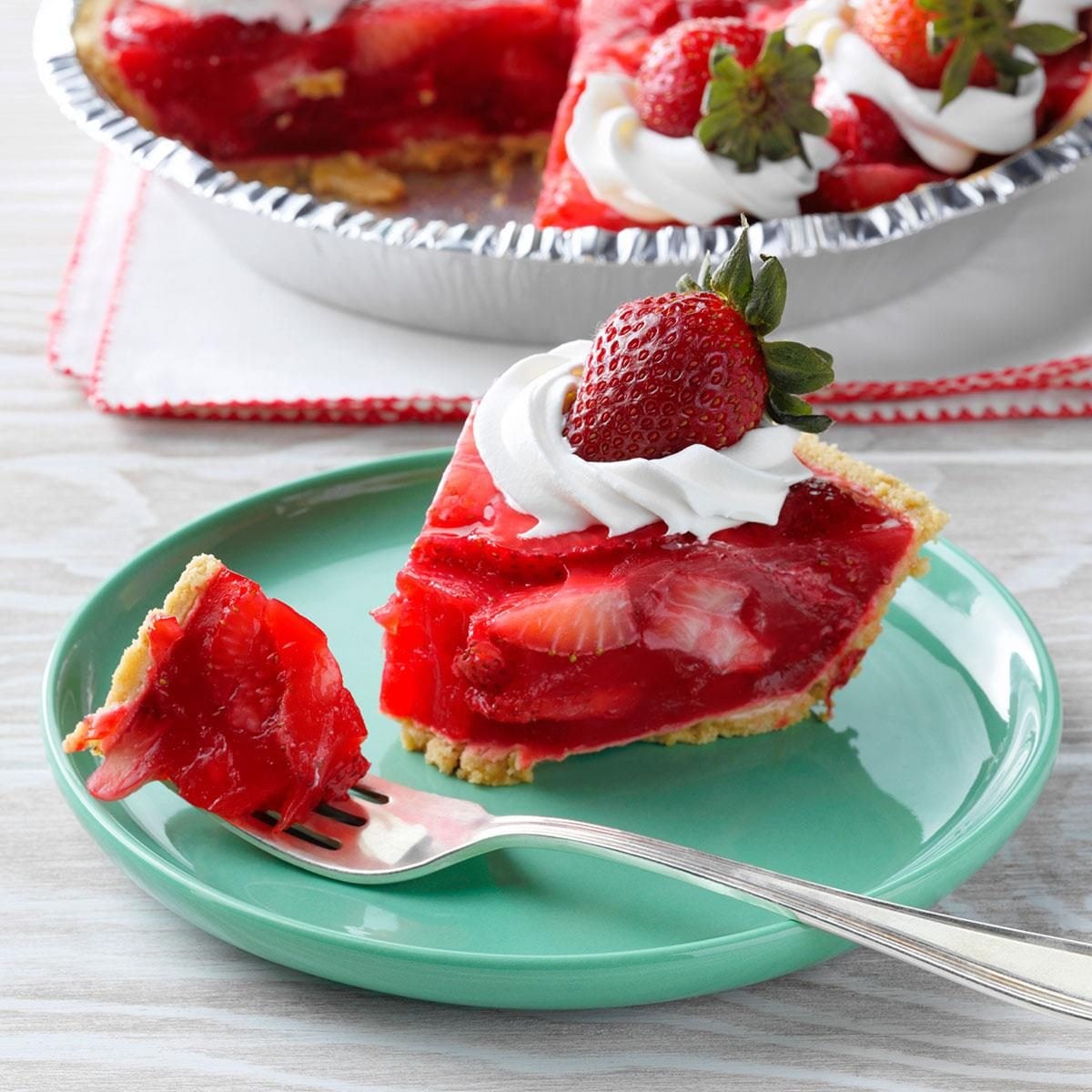 Strawberry Jell-O Cream Pie with Graham Cracker Crust
