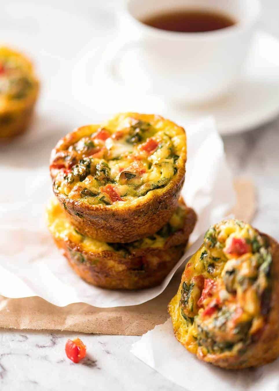 Whole30 Breakfast Egg Muffins with Spinach and Bell Peppers