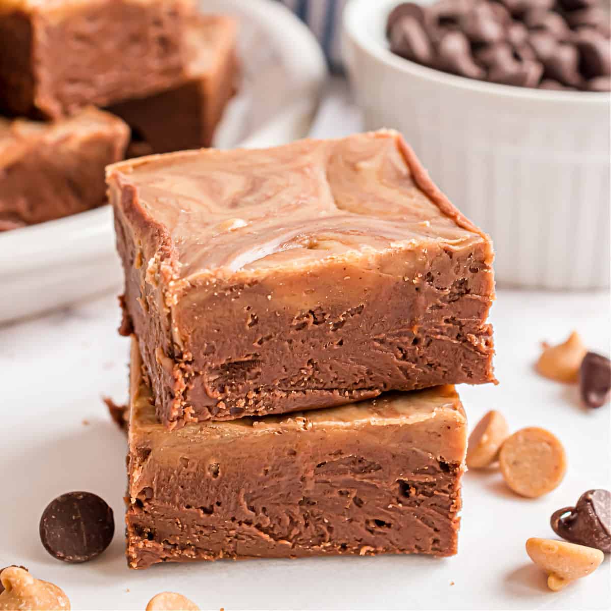 Simple No-Bake Chocolate Peanut Butter Fudge