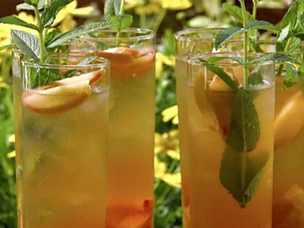 High-Yield Citrus Green Tea Cooler