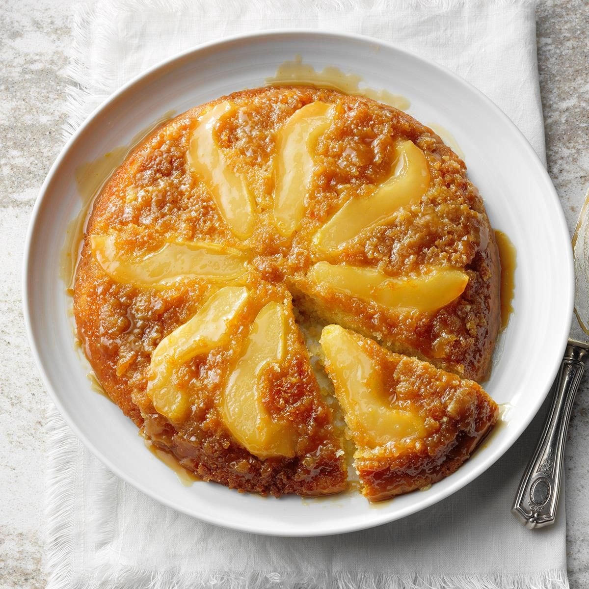 Cinnamon-Spiced Pear Upside-Down Cake