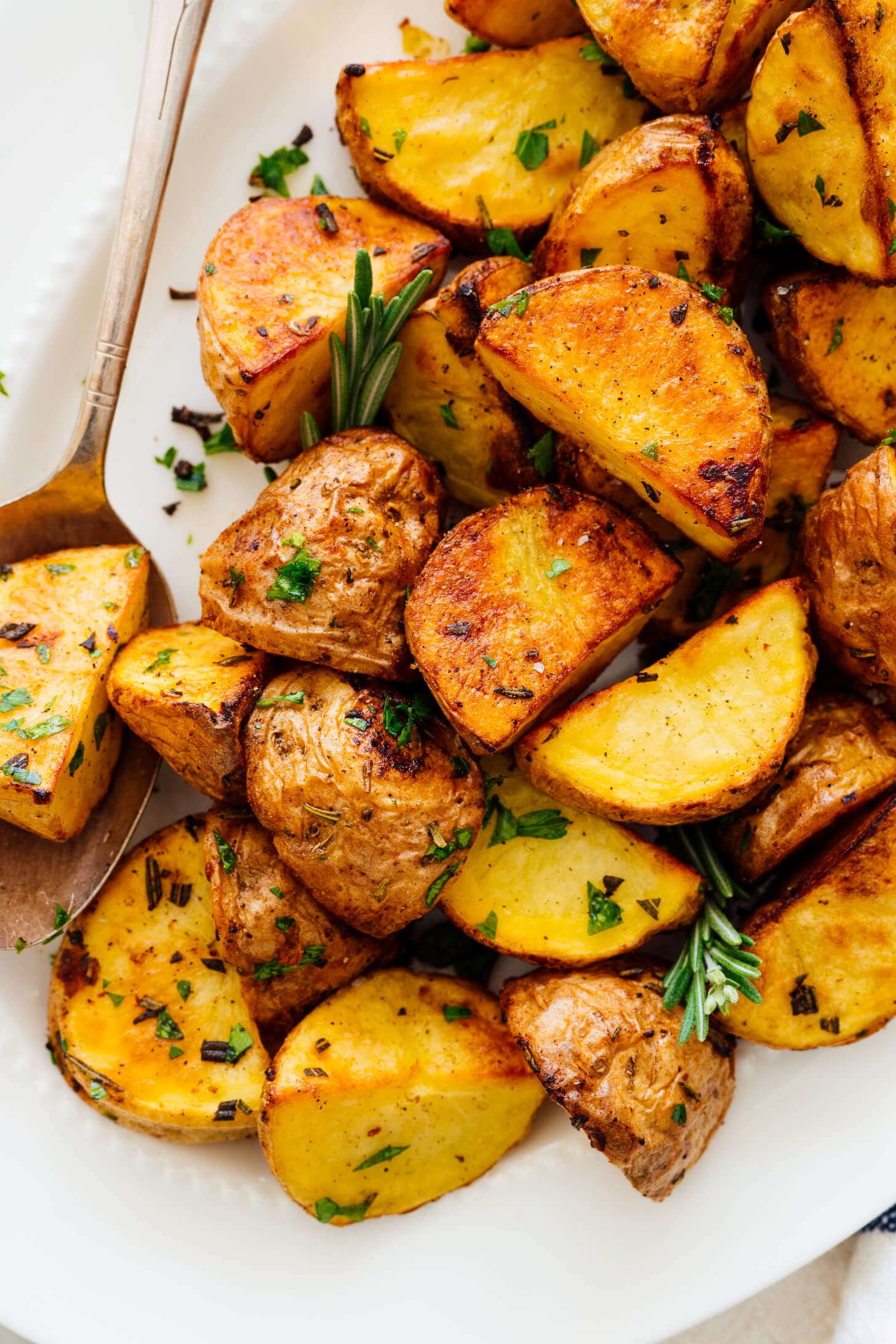 Best Crispy Rosemary Roasted Potatoes
