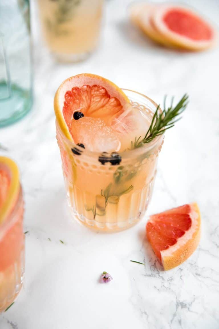 Citrus-Shaken Gin Fizz with Fresh Grapefruit