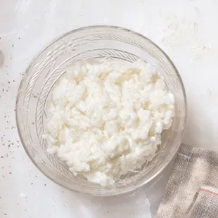 Cardamom-Infused Vanilla Bean Rice Pudding