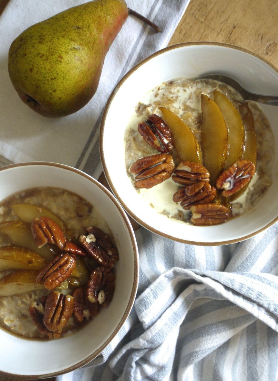 Chai-Spiced Oatmeal with Maple-Roasted Pears