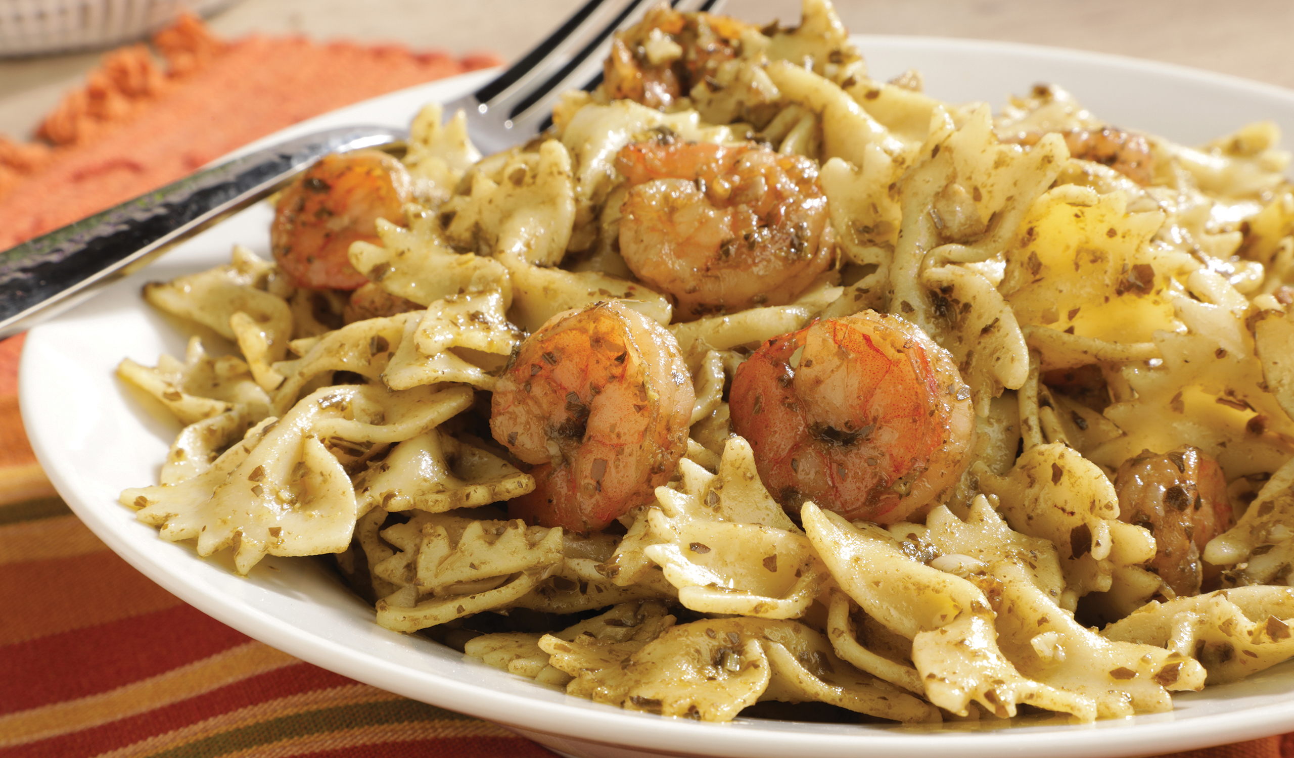 Pesto Shrimp Pasta with Cherry Tomatoes